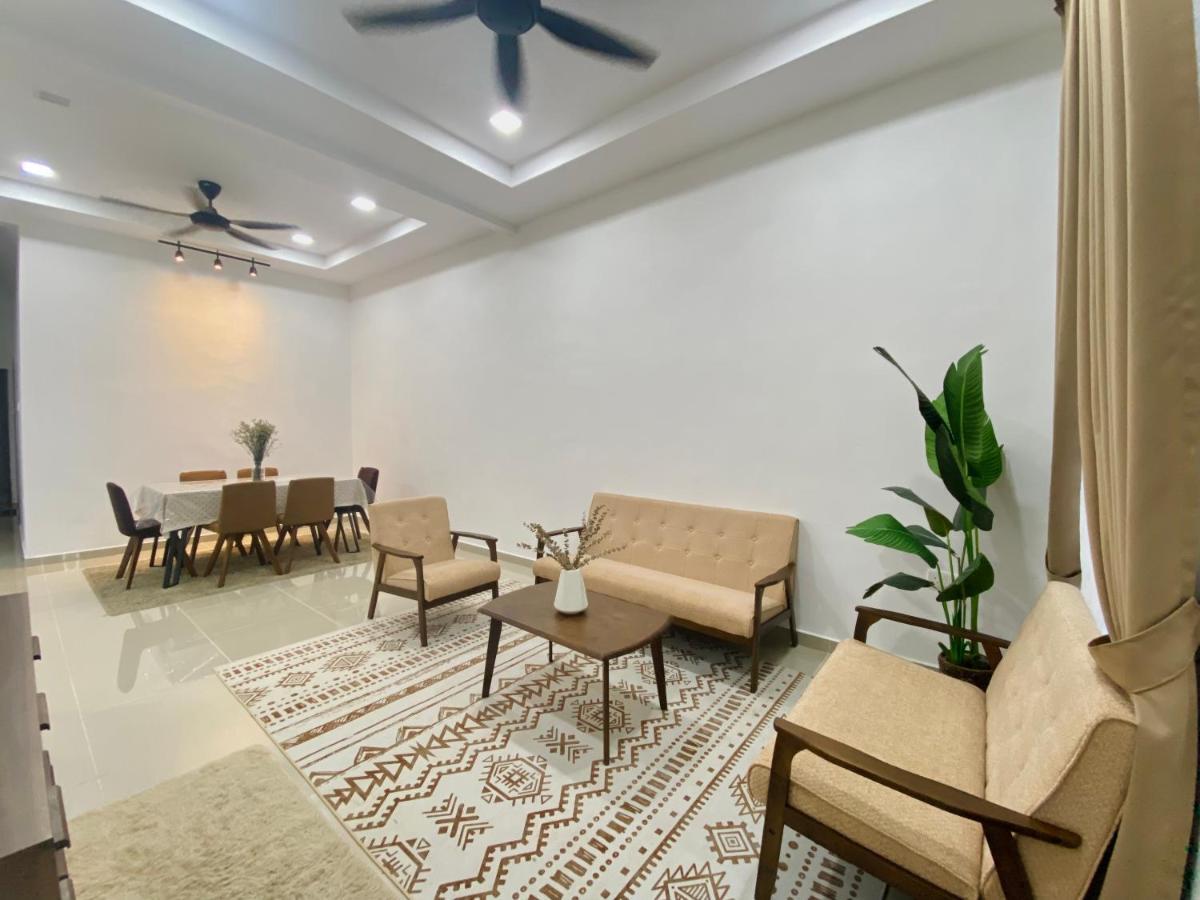 De Jara Guesthouse Dungun For Malay Exterior photo